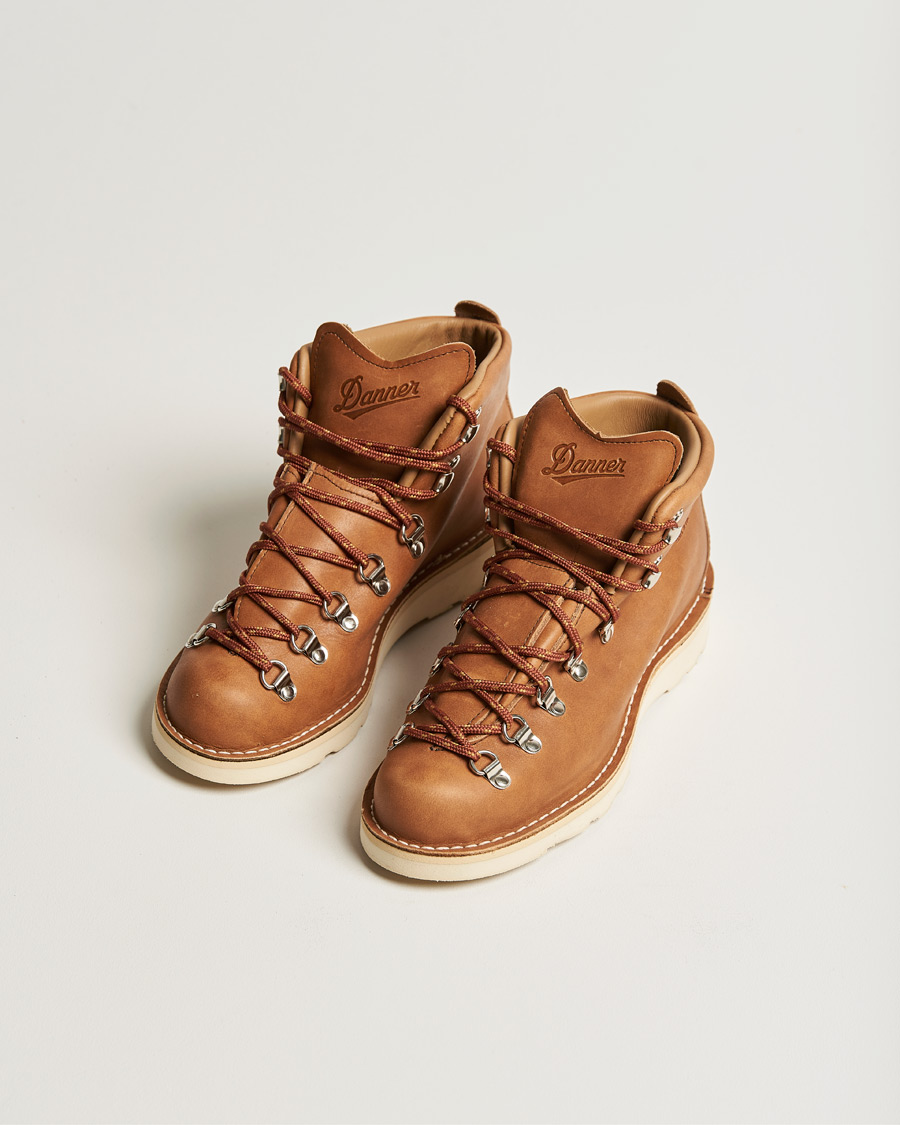 Hombres | Zapatos de senderismo | Danner | Mountain Light GORE-TEX Boot Kenton