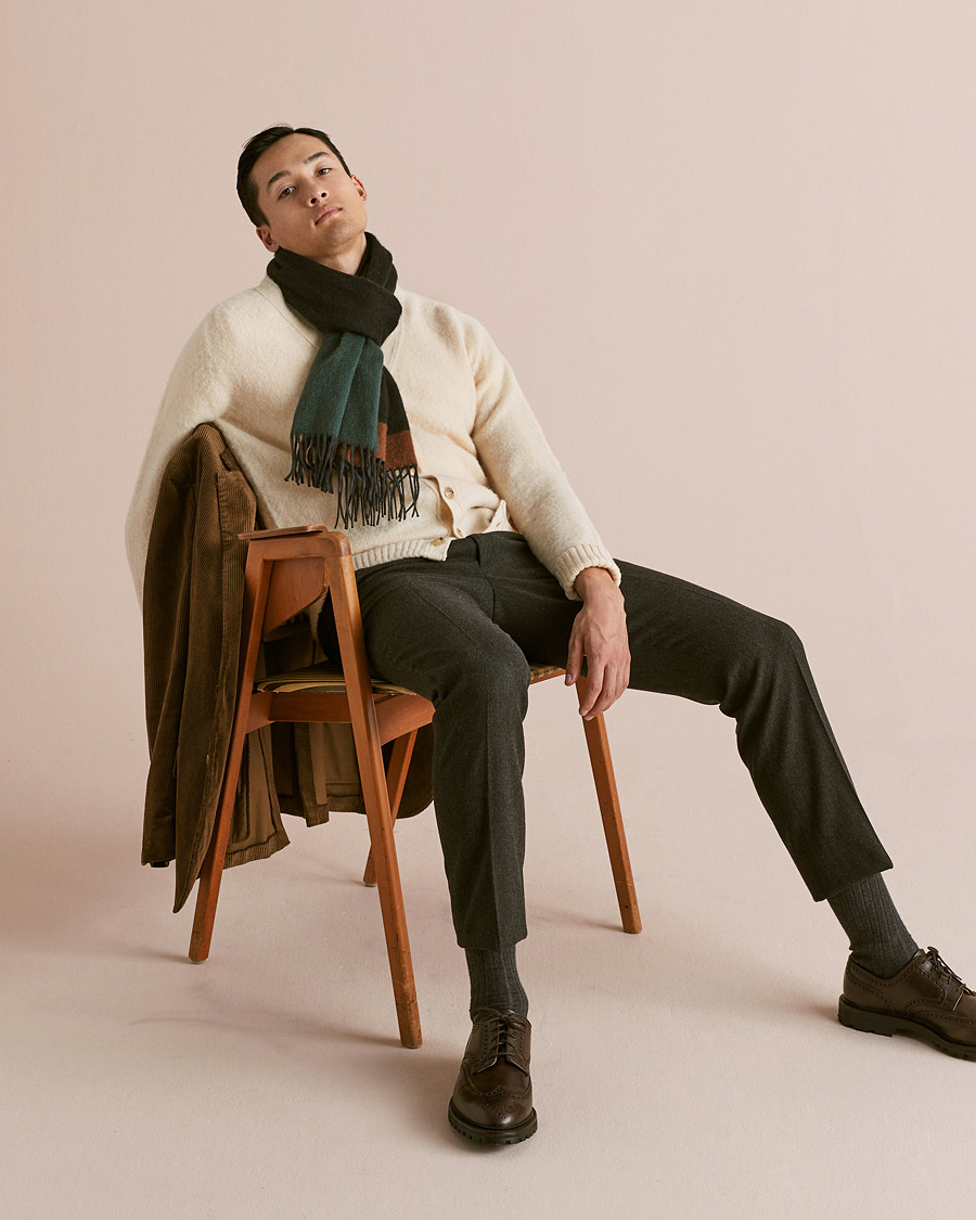 Hombres | Begg & Co Arran Cashmere Scarf Slate Green | Begg & Co | Arran Cashmere Scarf Slate Green