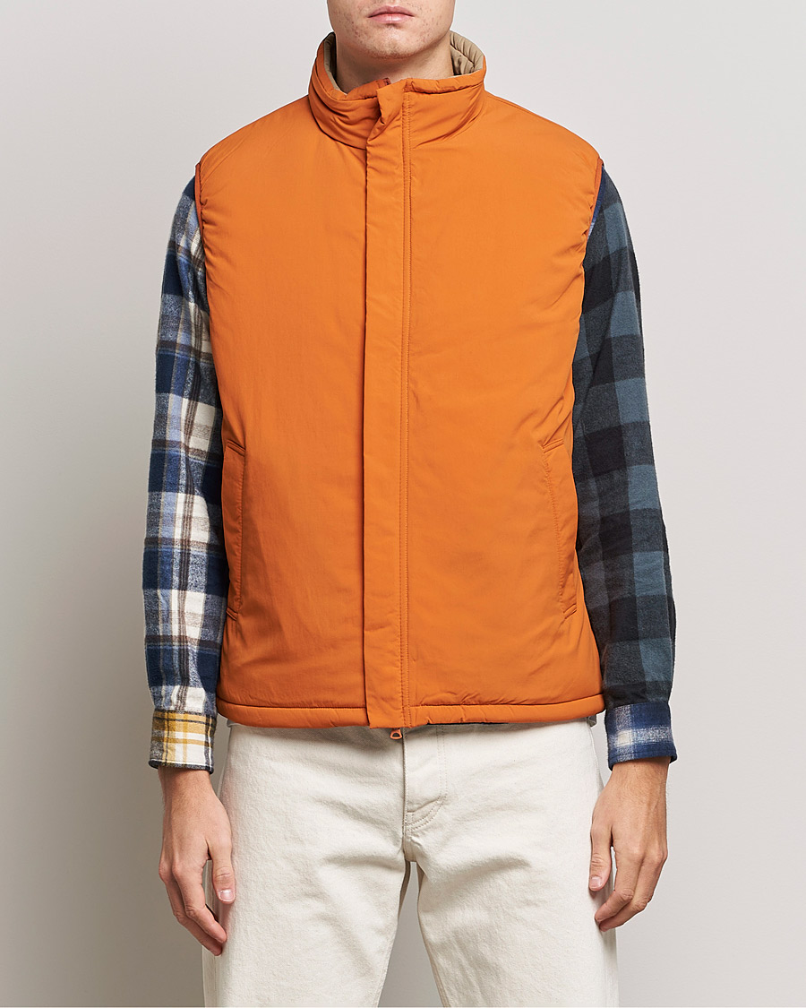 Hombres | Abrigos y chaquetas | BEAMS PLUS | MIL Puffer Vest Orange
