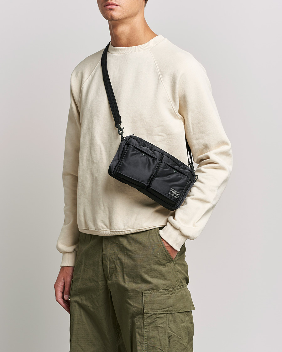 Hombres | Porter-Yoshida & Co. Tanker Small Shoulder Bag Black | Porter-Yoshida & Co. | Tanker Small Shoulder Bag Black