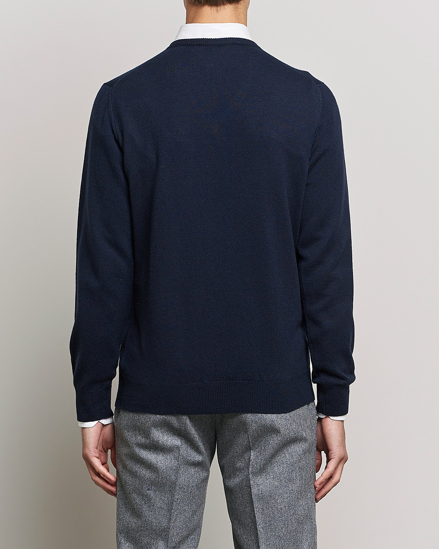 Hombres | Jerséis y prendas de punto | Piacenza Cashmere | Cashmere V Neck Sweater Navy
