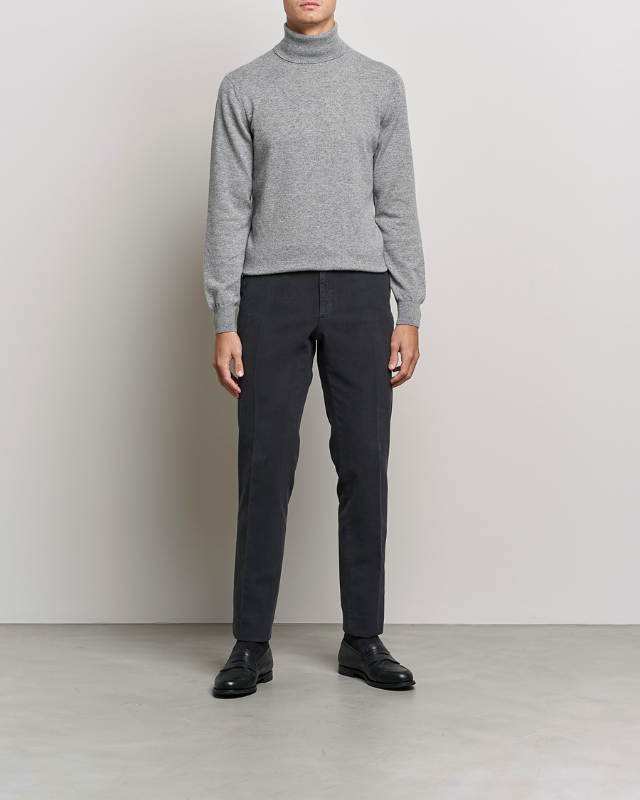 Hombres | Jerséis y prendas de punto | Piacenza Cashmere | Cashmere Rollneck Sweater Light Grey