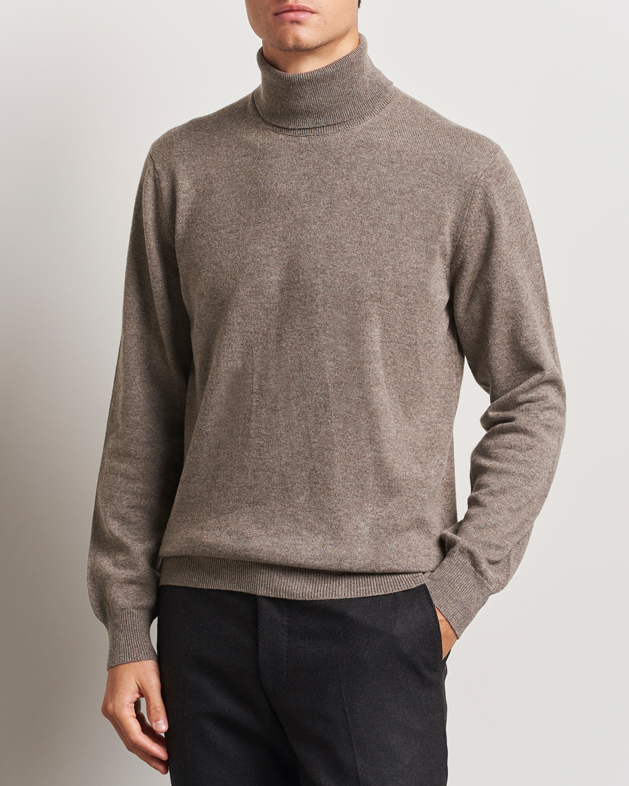 Hombres | Jerséis y prendas de punto | Piacenza Cashmere | Cashmere Rollneck Sweater Brown