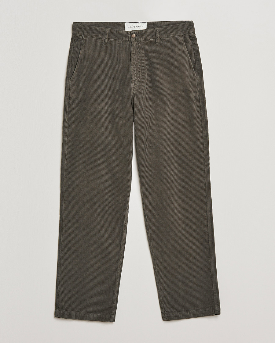 Hombres | Pantalones | A Day's March | Redwood Corduroy Trousers Olive