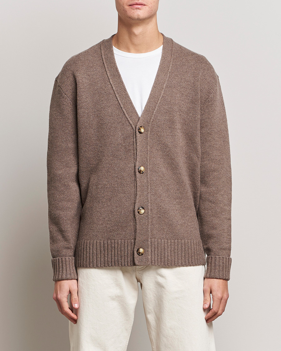 Hombres | Jerséis y prendas de punto | A Day's March | Snag Lambswool Cardigan Taupe Melange