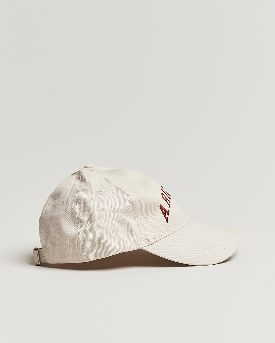 Hombres | Axel Arigato College Arigato Cap Pale Beige | Axel Arigato | College Arigato Cap Pale Beige