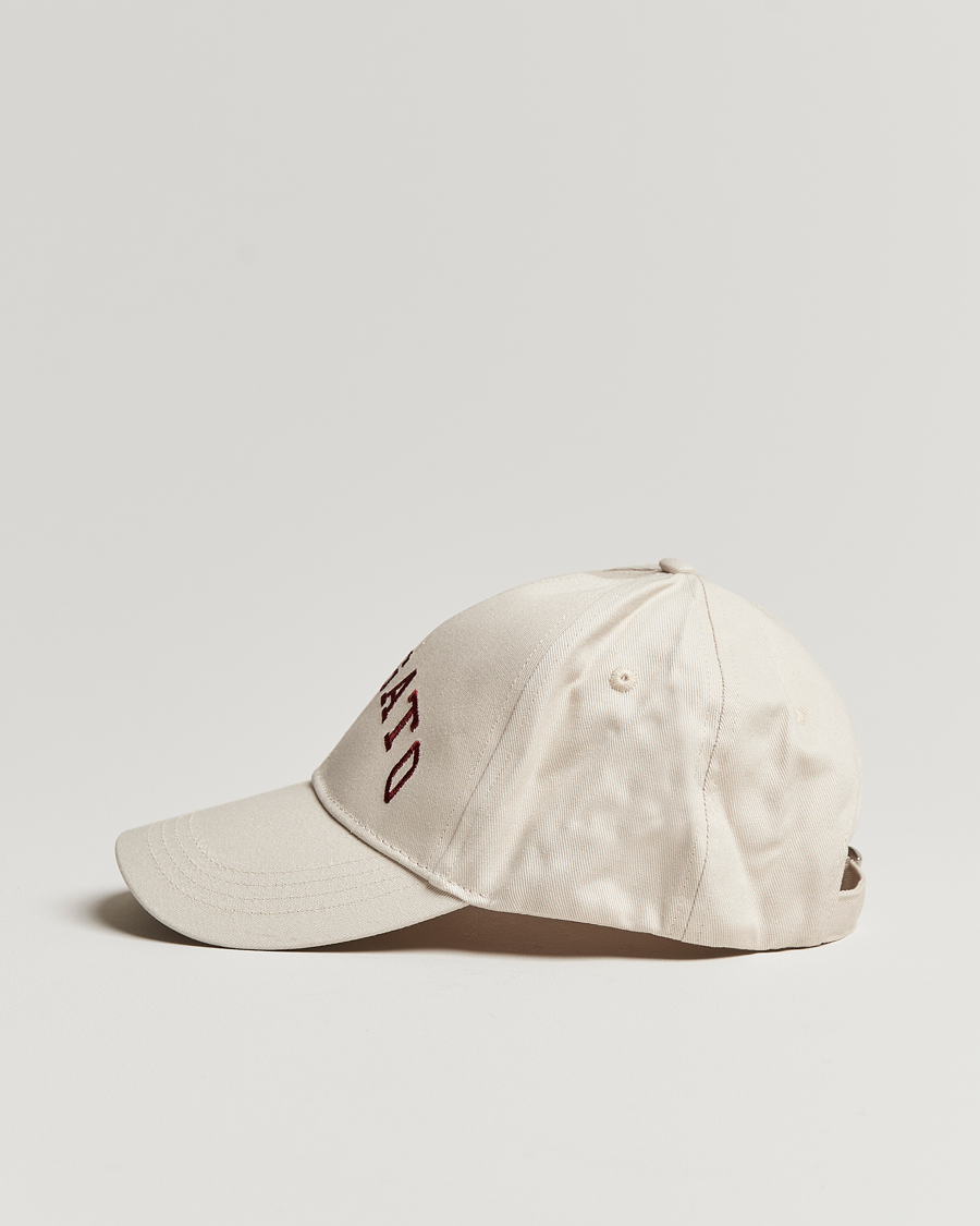 Hombres | Axel Arigato College Arigato Cap Pale Beige | Axel Arigato | College Arigato Cap Pale Beige