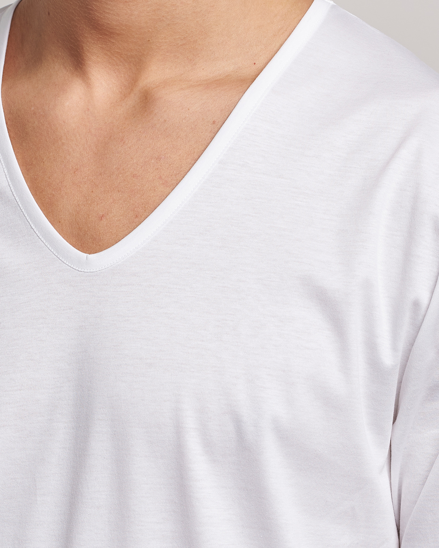 Hombres | Camisetas | Zimmerli of Switzerland | Sea Island Cotton V-Neck T-Shirt White