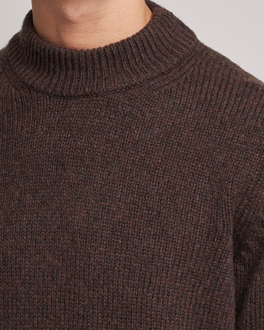 Hombres | Jerséis y prendas de punto | NN07 | Nick Knitted Merino Mock Neck Dark Brown