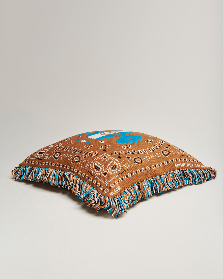 Hombres | Alanui Bandana Jacquard Pillow Brown | Alanui | Bandana Jacquard Pillow Brown
