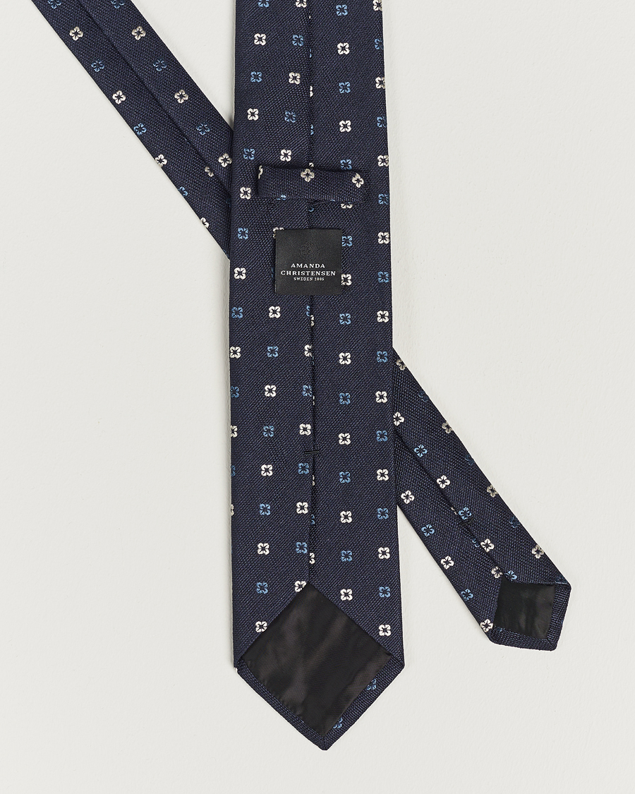 Hombres | Amanda Christensen Silk Bouclé Flower 8cm Tie Navy | Amanda Christensen | Silk Bouclé Flower 8cm Tie Navy