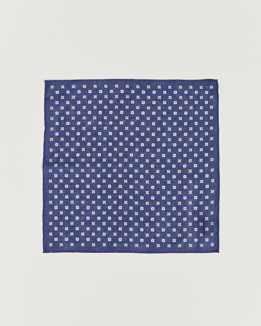 Hombres | Amanda Christensen Linen Printed Flower Pocket Square Navy | Amanda Christensen | Linen Printed Flower Pocket Square Navy