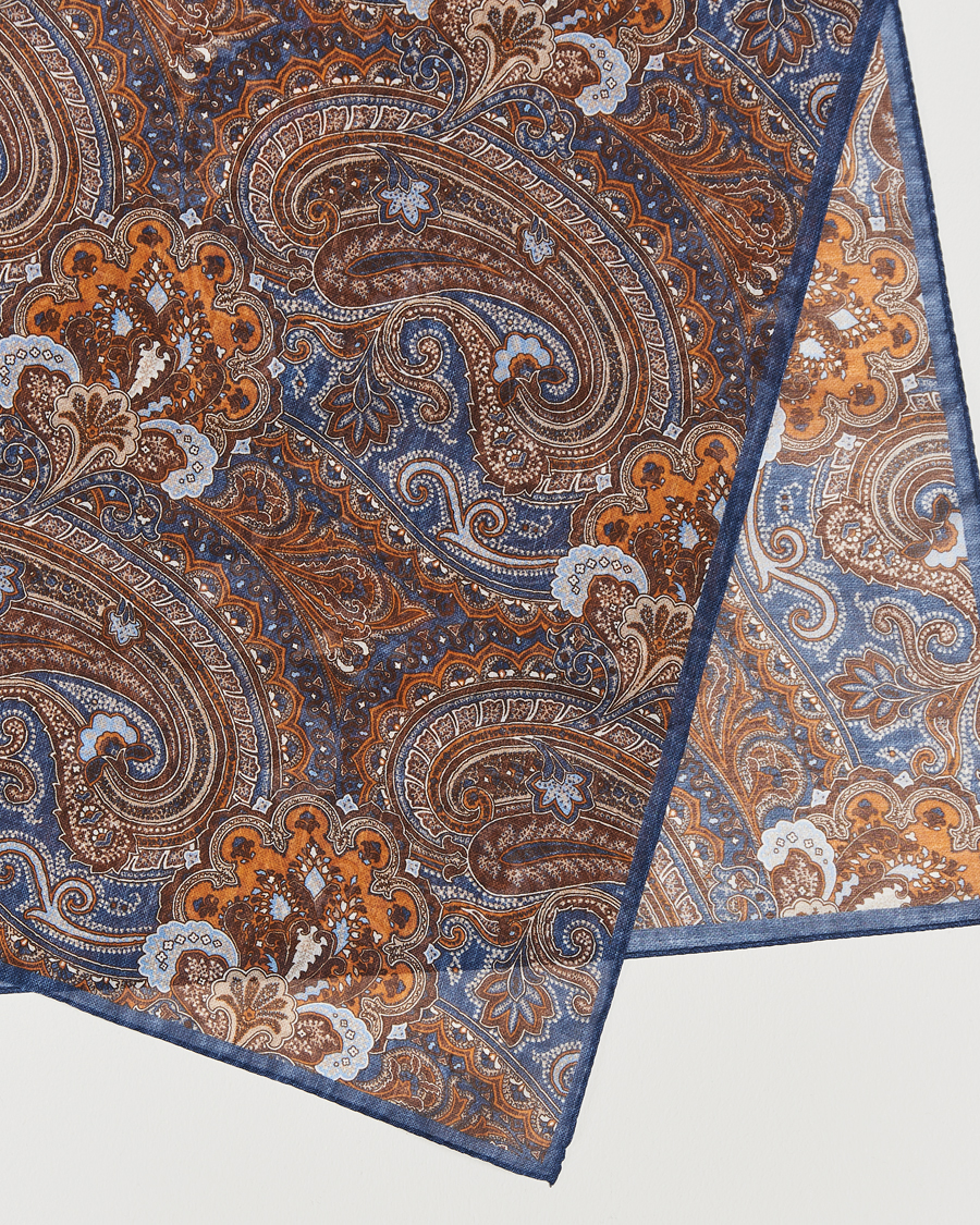 Hombres | Amanda Christensen Cotton Voilé Printed Large Paisley Bandana Navy | Amanda Christensen | Cotton Voilé Printed Large Paisley Bandana Navy