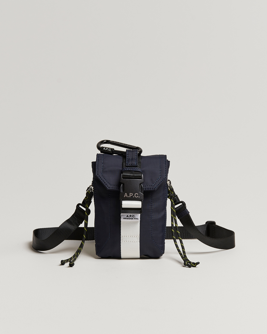 Hombres | A.P.C. Trek Crossbody Pouch Dark Navy | A.P.C. | Trek Crossbody Pouch Dark Navy
