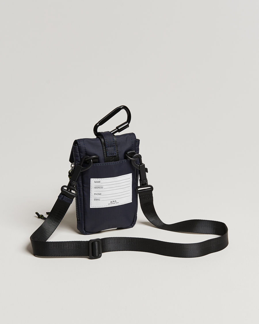 Hombres | A.P.C. Trek Crossbody Pouch Dark Navy | A.P.C. | Trek Crossbody Pouch Dark Navy
