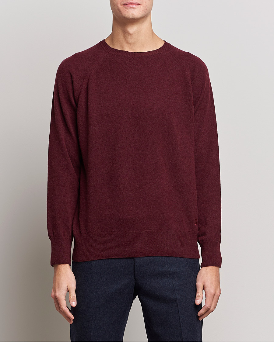 Hombres | Jerséis y prendas de punto | Oscar Jacobson | Gustaf Lambswool Raglan Crew Neck Burgundy