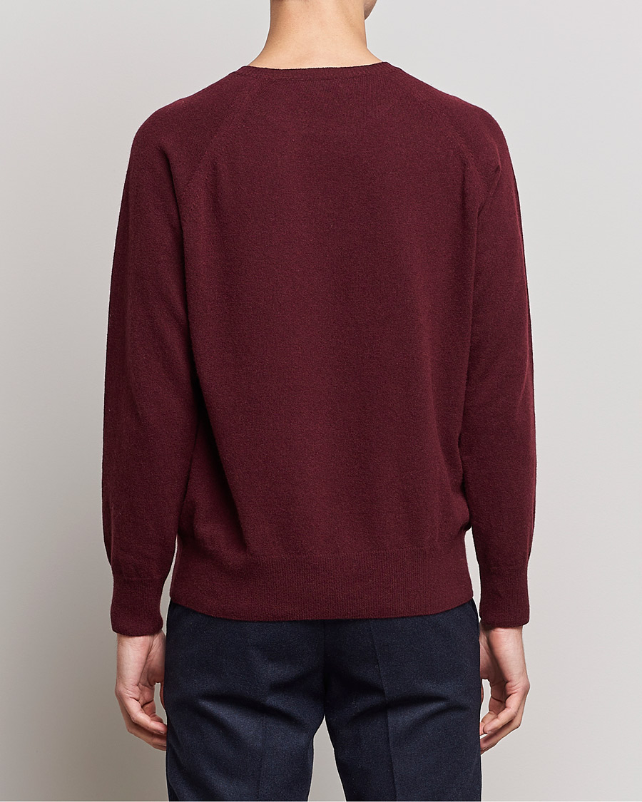 Hombres | Jerséis y prendas de punto | Oscar Jacobson | Gustaf Lambswool Raglan Crew Neck Burgundy