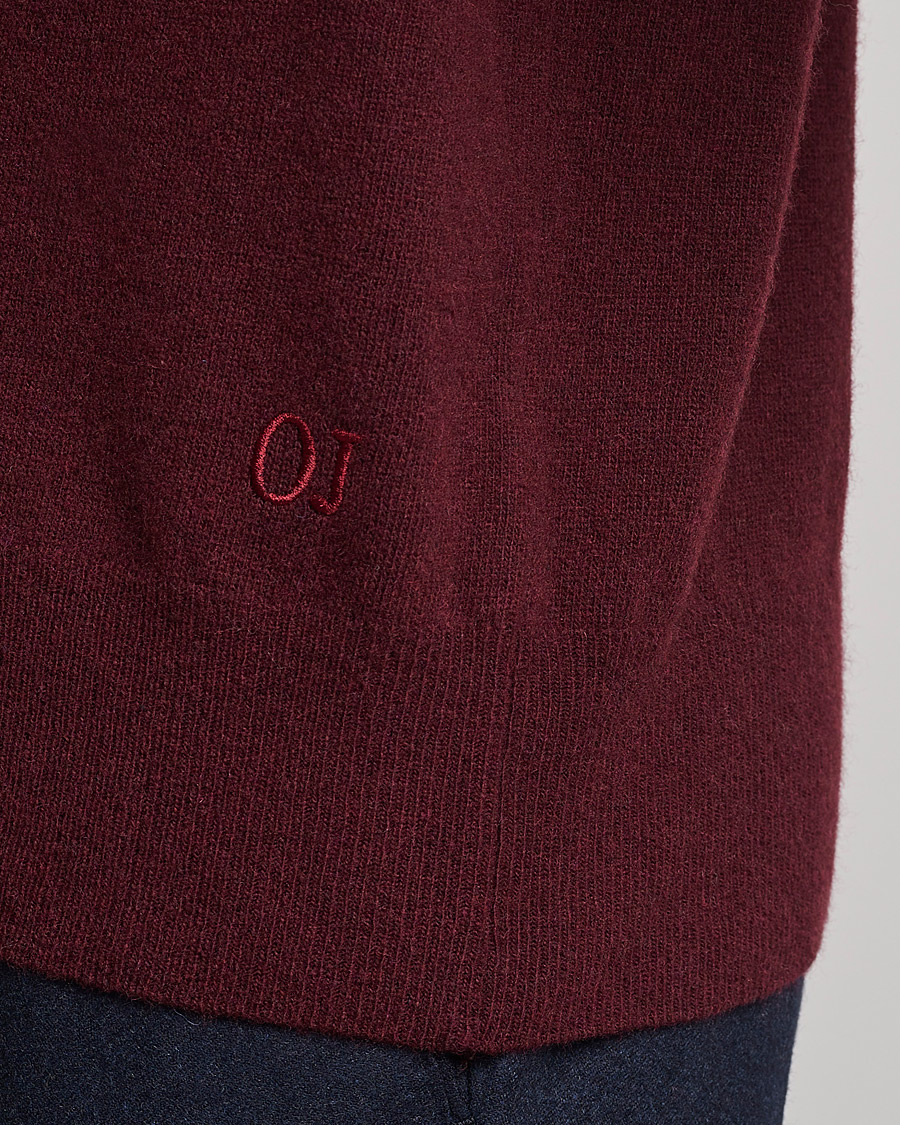 Hombres | Jerséis y prendas de punto | Oscar Jacobson | Gustaf Lambswool Raglan Crew Neck Burgundy
