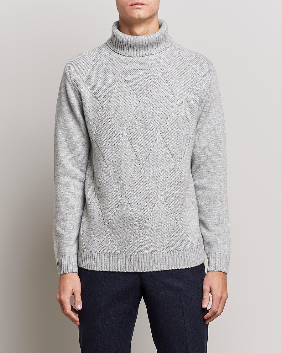 Hombres | Jerséis y prendas de punto | Oscar Jacobson | Lyle Wool/Cashmere Structured Rollneck Light Grey