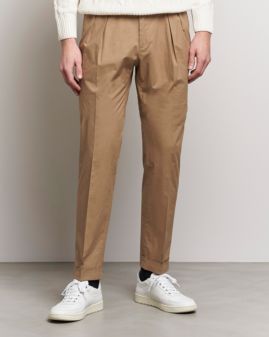 Hombres | Pantalones | Incotex | Carrot Fit Popelino Lightweight Cotton Trousers Khaki