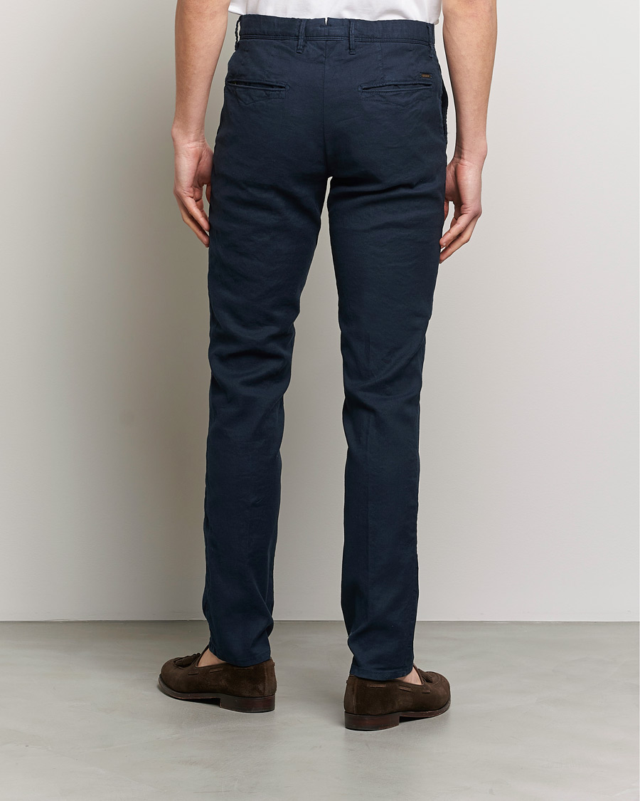 Hombres | Pantalones | Incotex | Slim Fit Cotton/Linen Slacks Navy