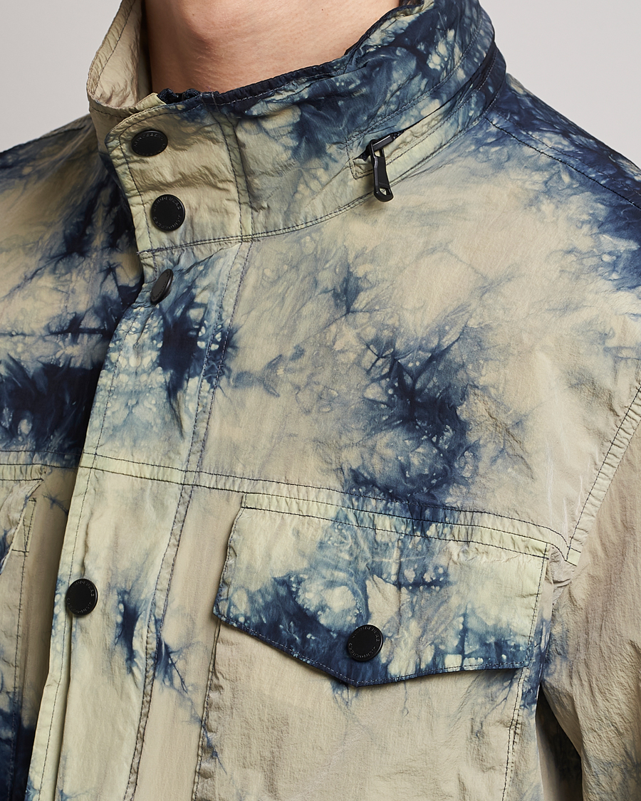 Hombres | Abrigos y chaquetas | J.Lindeberg | Hayes Tie Dye Recycled Nylon Field Jacket Aloe