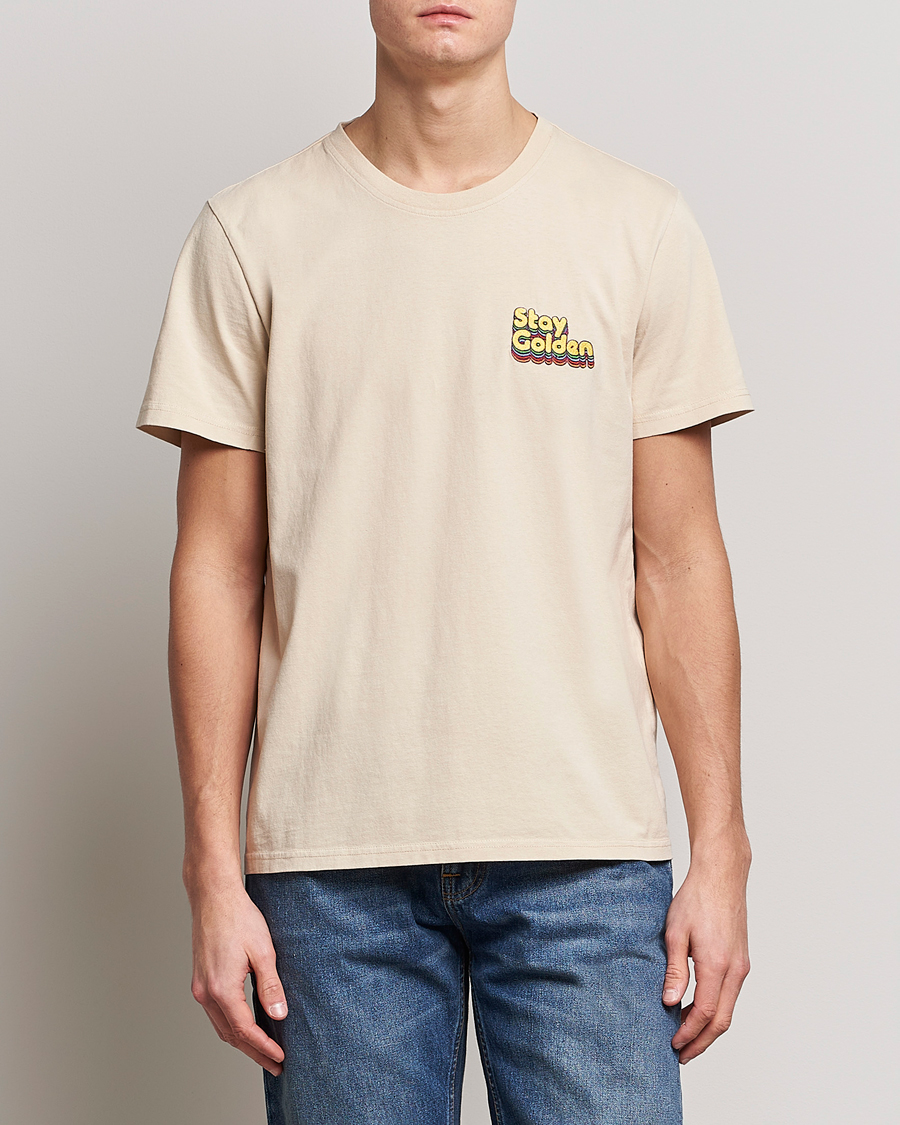Hombres | Camisetas | Nudie Jeans | Roy Logo Crew Neck T-Shirt Cream