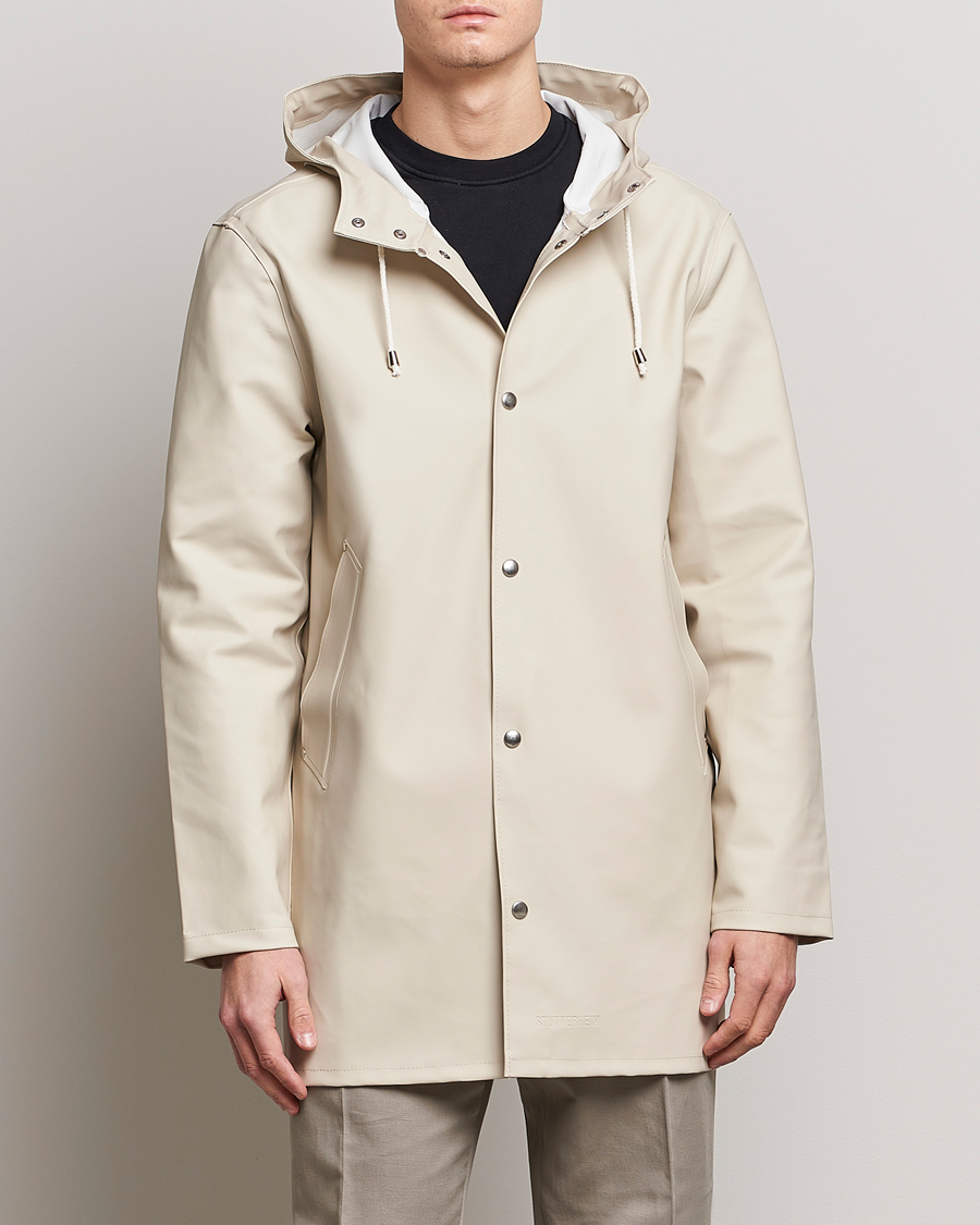 Hombres | Abrigos y chaquetas | Stutterheim | Stockholm Raincoat Oyster Grey