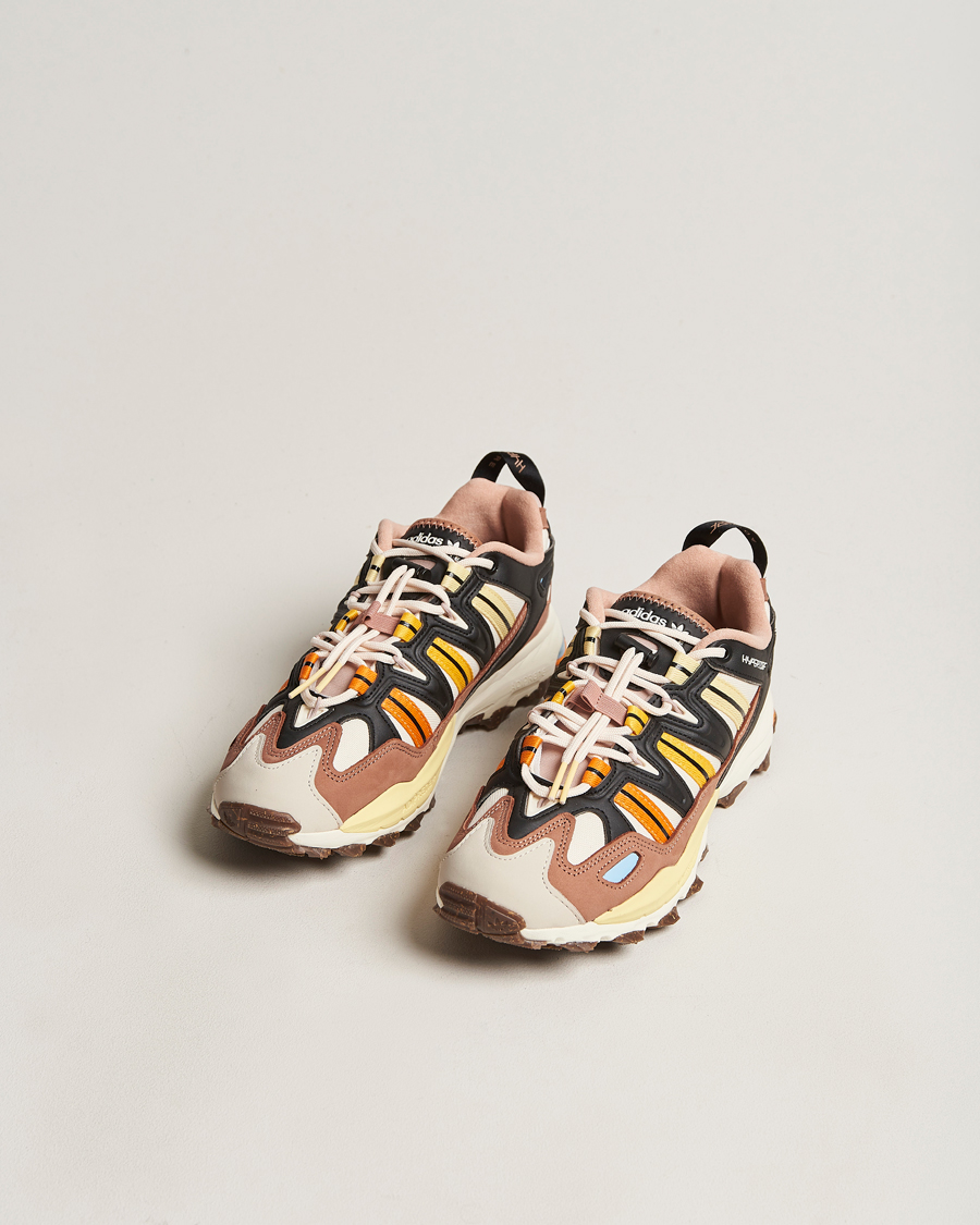 Hombres | adidas Originals Hyperturf Sneaker Black/ Won White | adidas Originals | Hyperturf Sneaker Black/ Won White