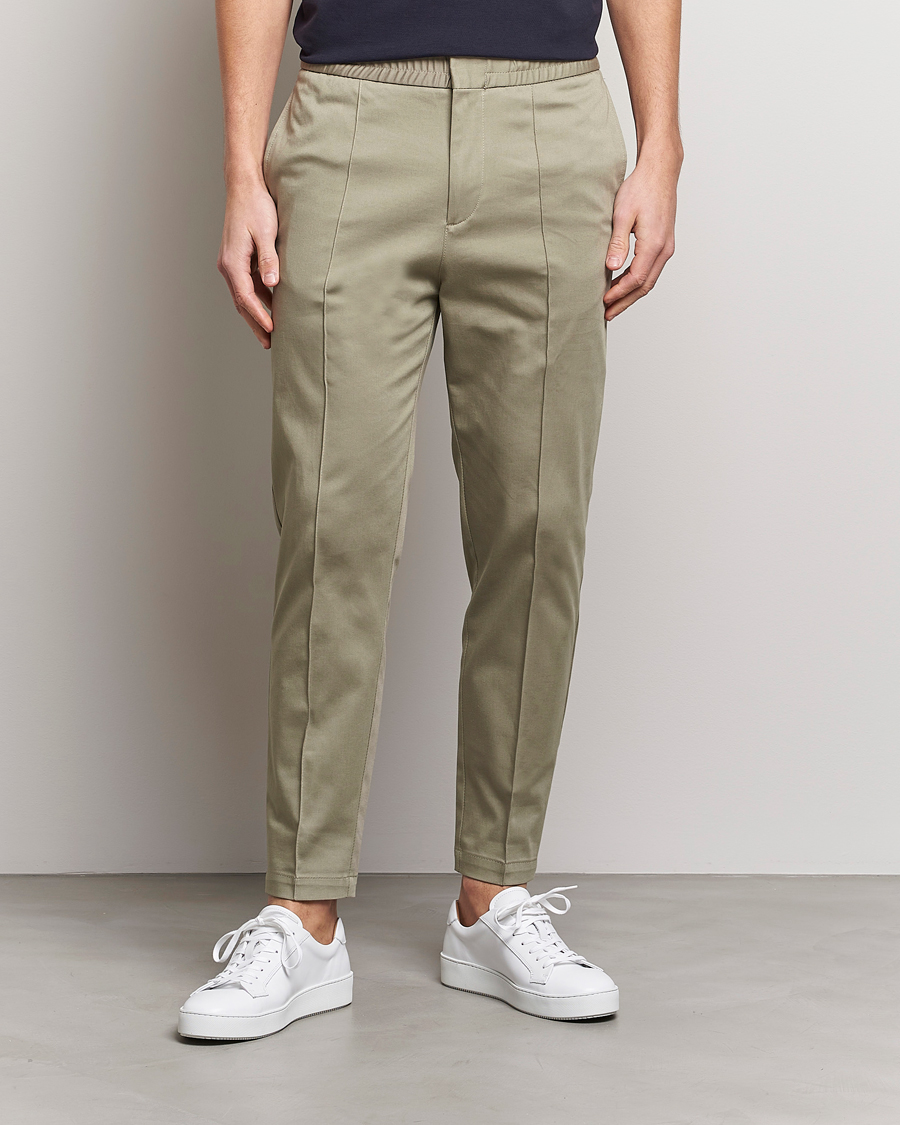 Hombres | Pantalones | Tiger of Sweden | Sosa Cotton Trousers Dusty Green