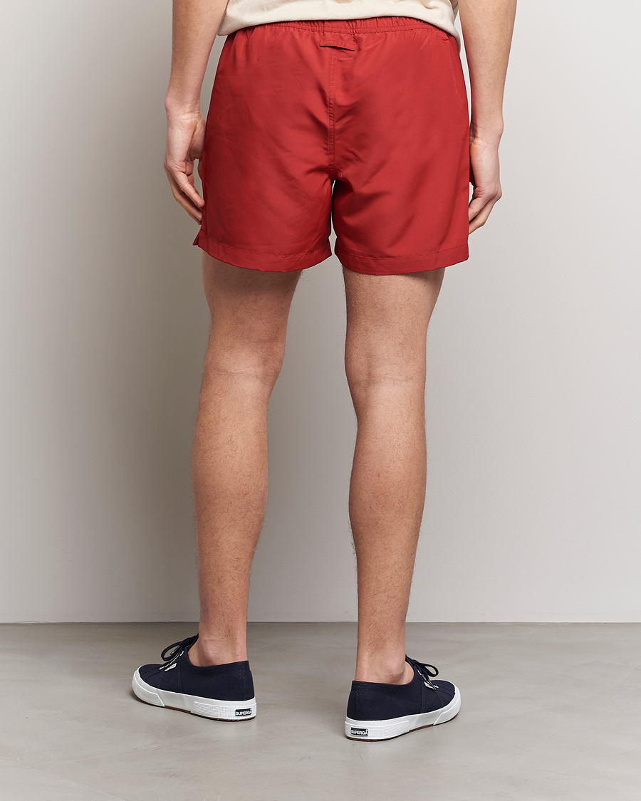Hombres | Bañadores | Tiger of Sweden | Sjo Swim Shorts Dark Raspberry