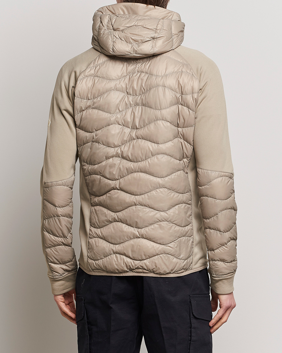 Hombres | Abrigos y chaquetas | Peak Performance | Helium Hooded Hybrid Avid Beige