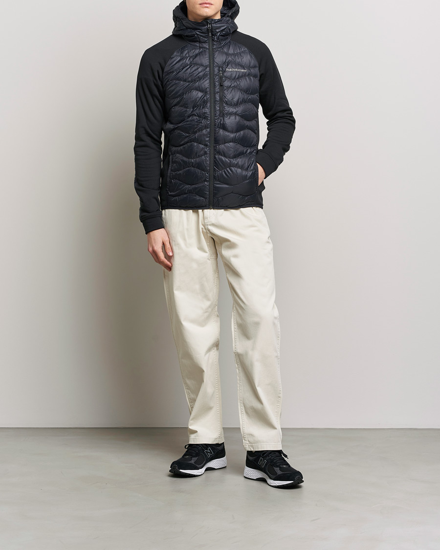 Hombres | Abrigos y chaquetas | Peak Performance | Helium Hooded Hybrid Black