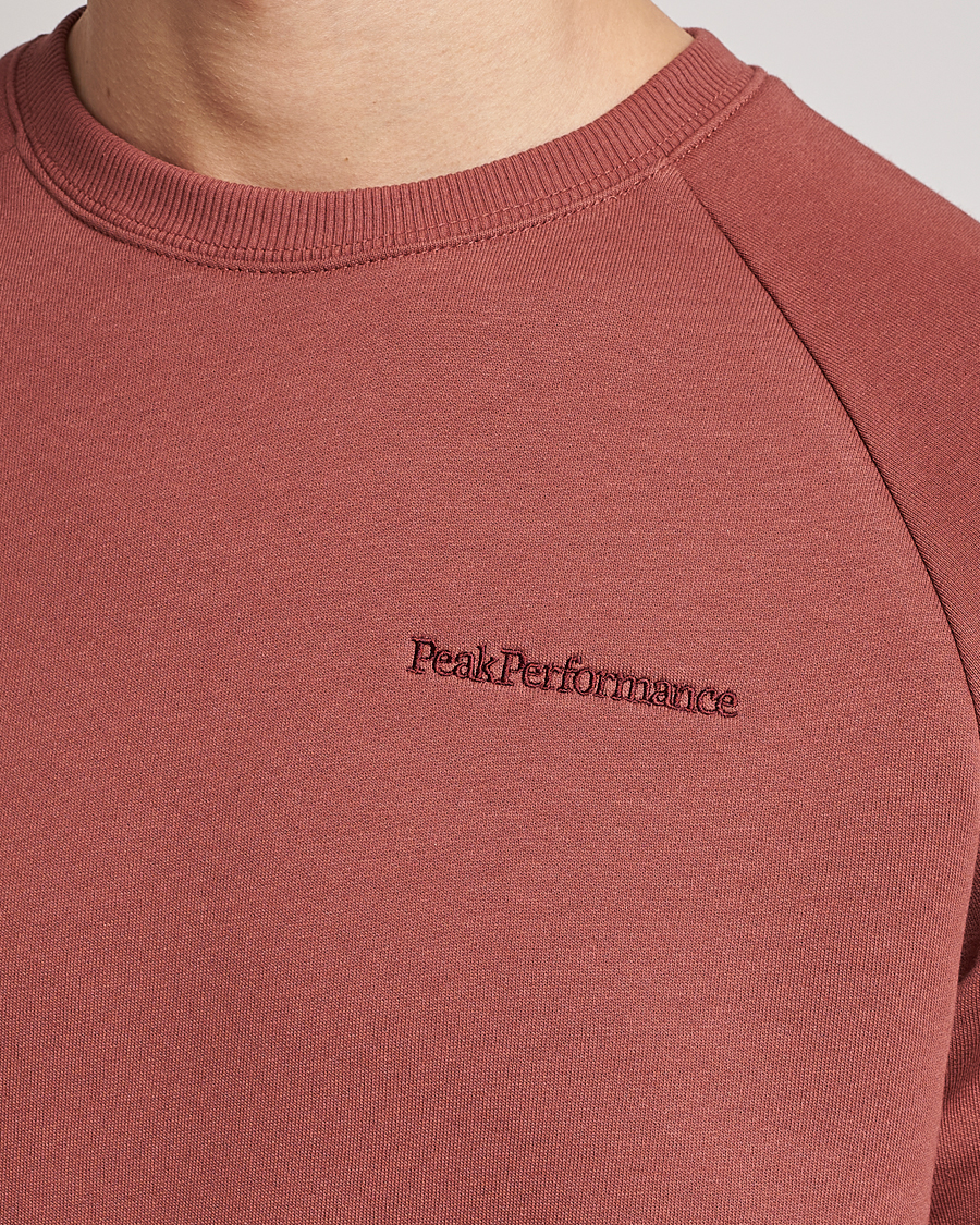 Hombres | Jerséis y prendas de punto | Peak Performance | Original Small Logo Crew Neck Sweatshirt Classic Clay