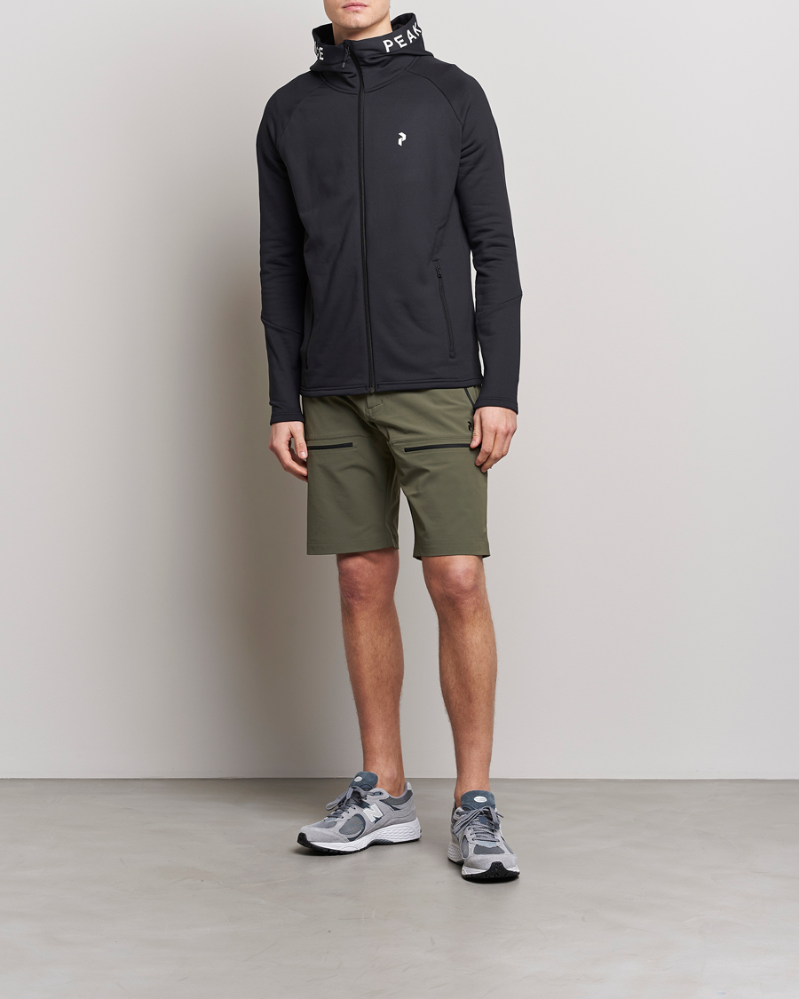 Hombres | Pantalones cortos | Peak Performance | Stretch Drawstring Tech Shorts Pine Needle