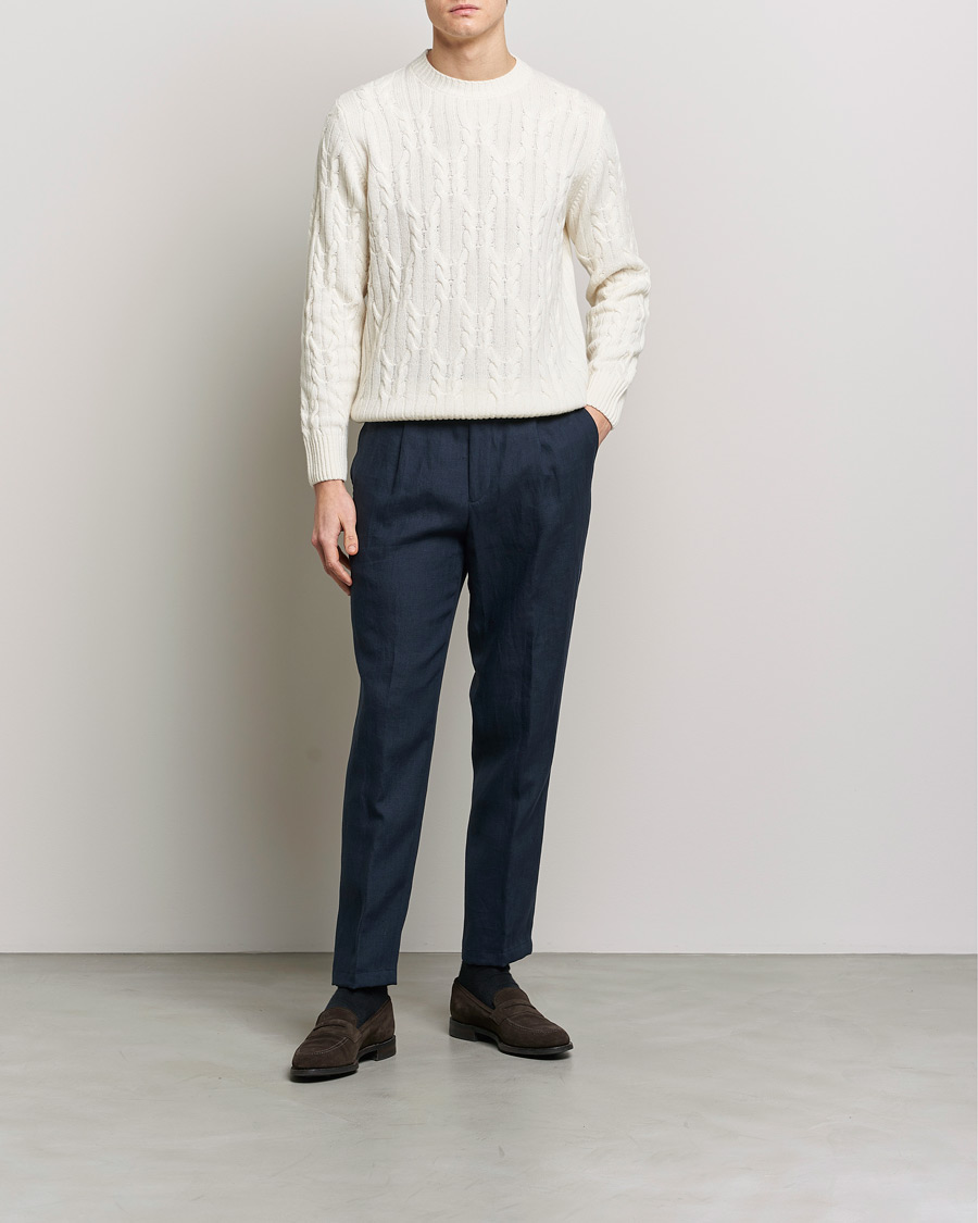 Hombres | Pantalones | Oscar Jacobson | Delon Linen Trousers Navy