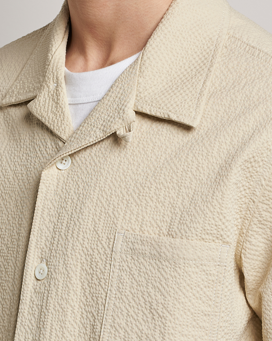 Hombres | Camisas | Howlin' | Short Sleeve Cotton Seersucker Shirt Ecru