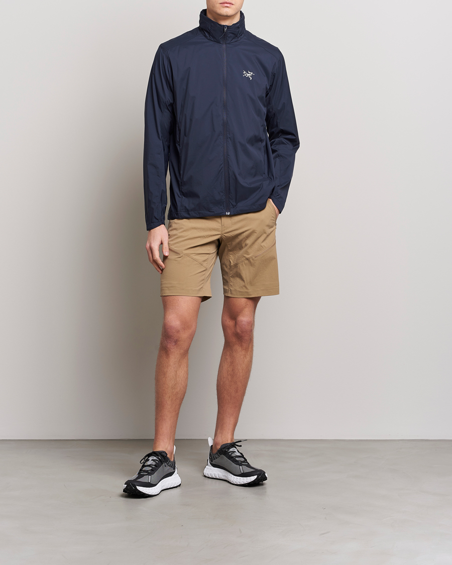 Hombres | Abrigos y chaquetas | Arc'teryx | Nodin Lightweight Wind Jacket Black Sapphire