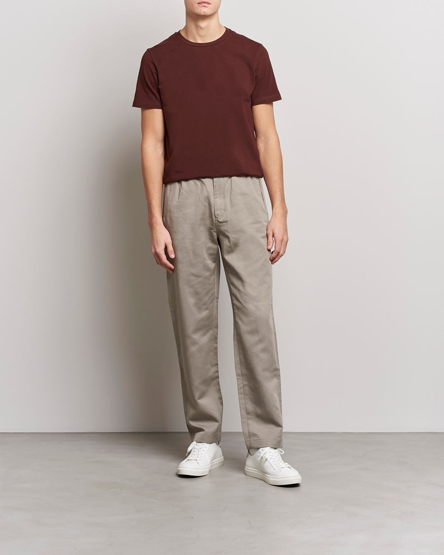 Hombres | Camisetas | Filippa K | Stretch Cotton Tee Brown