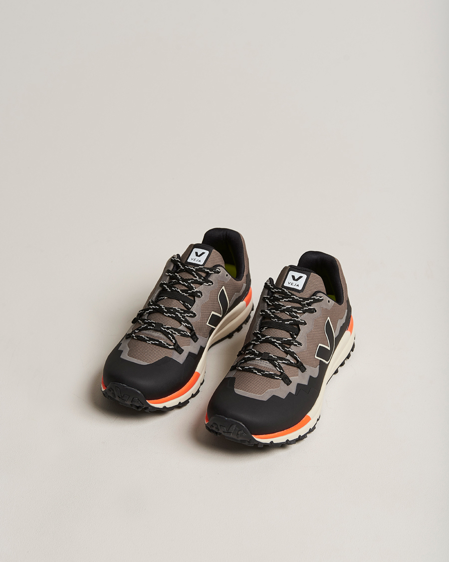 Hombres | Veja Fitz Roy Hiking Sneaker Basalte Black | Veja | Fitz Roy Hiking Sneaker Basalte Black