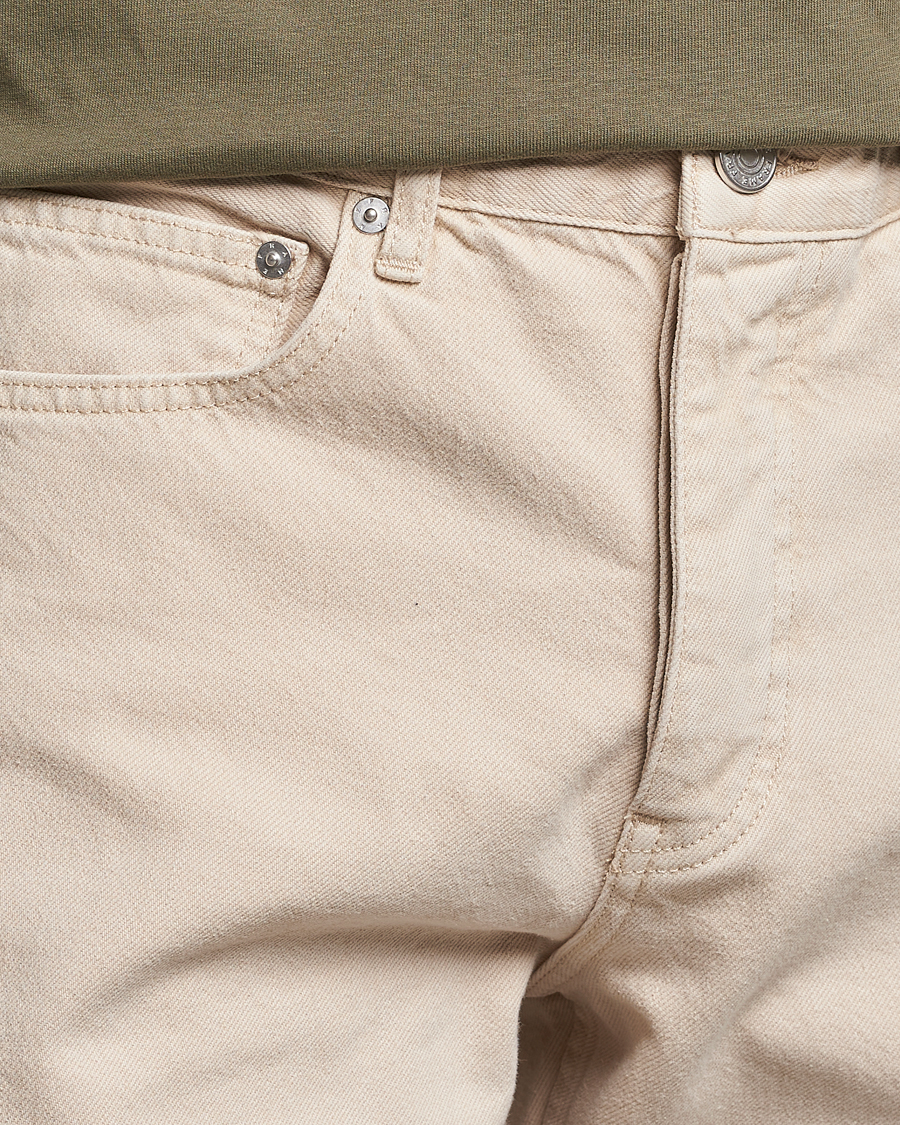 Hombres | Vaqueros | FRAME | The Straight Jean White Beige