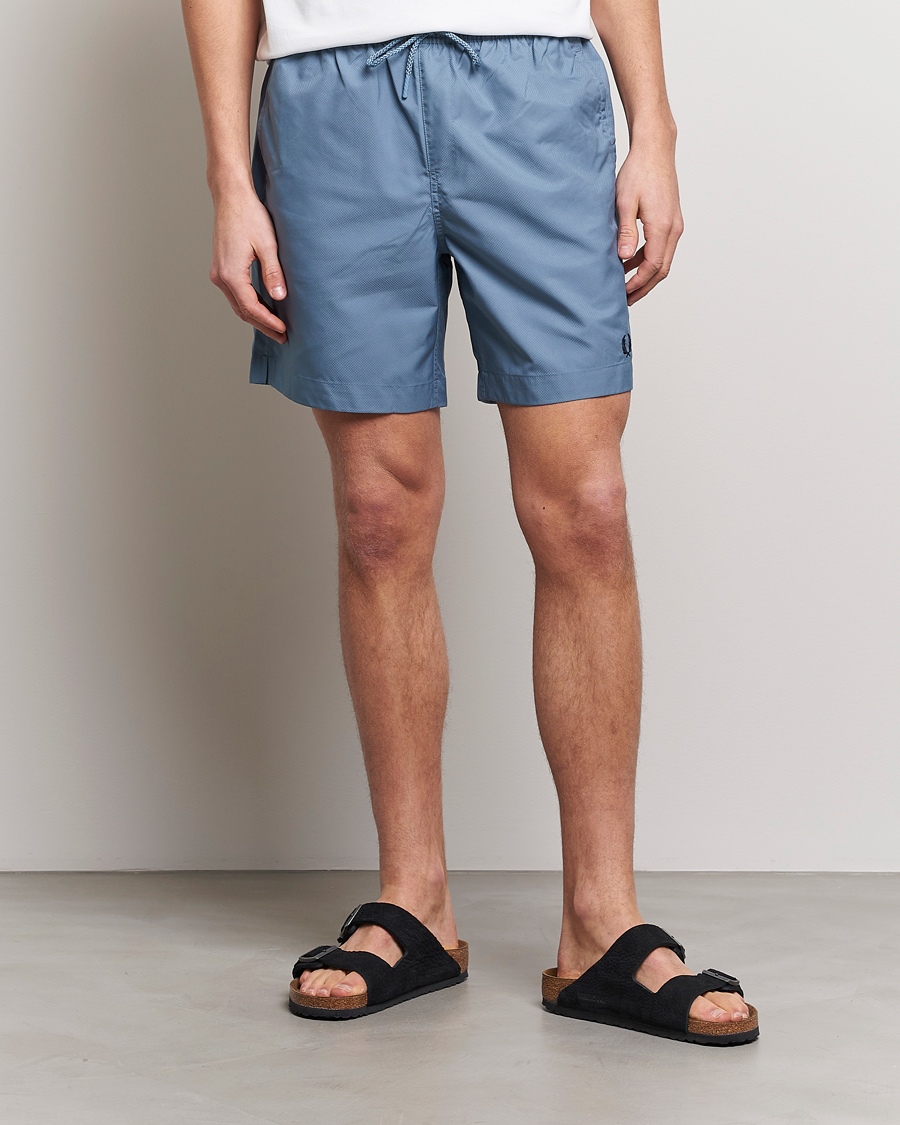 Hombres | Bañadores | Fred Perry | Classic Swimshorts Ash Blue