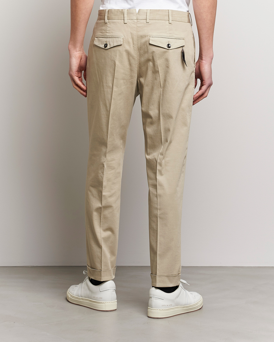 Hombres | Pantalones | PT01 | Slim Fit Pleated Linen Blend Trousers Beige