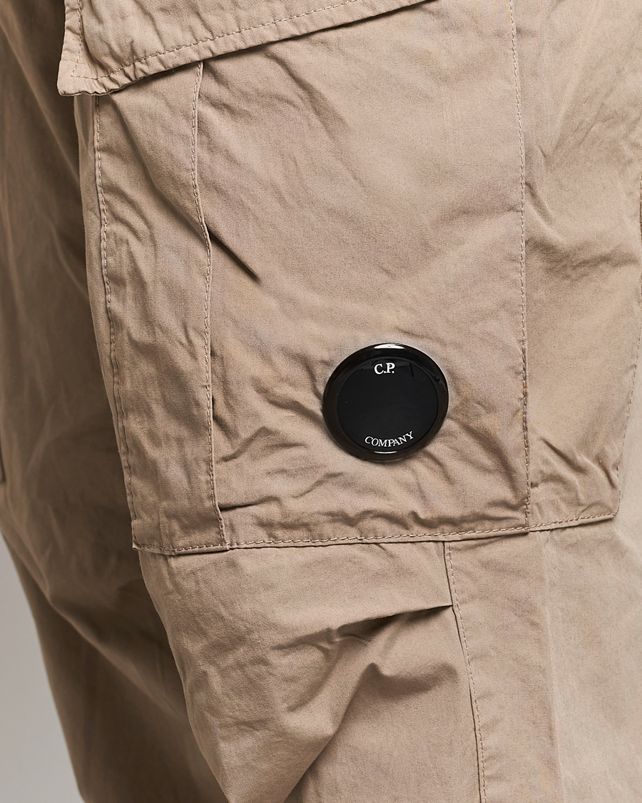 Hombres | Pantalones | C.P. Company | Microreps No Peach Loose Fit Cargo Pants Sand
