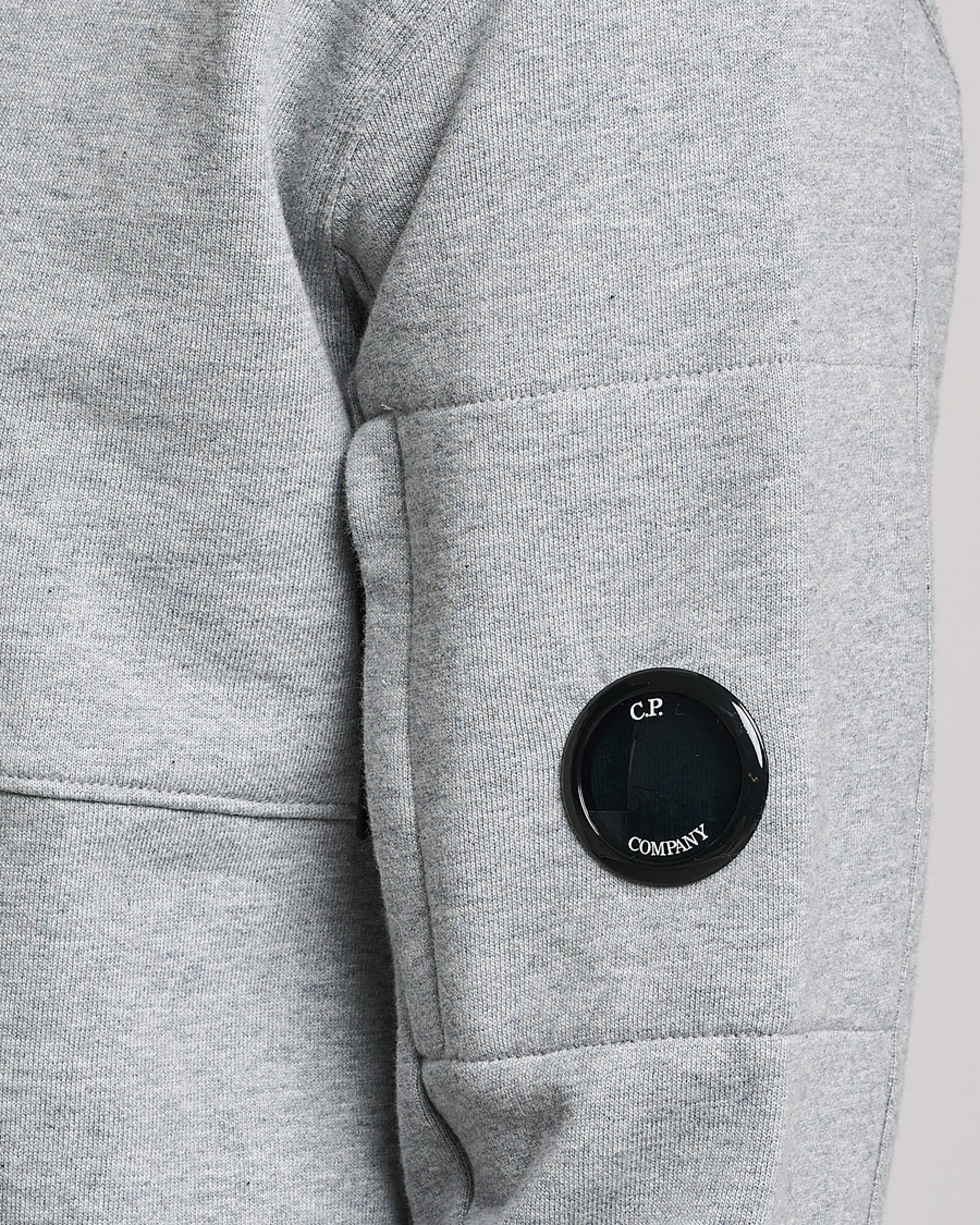 Hombres | Jerséis y prendas de punto | C.P. Company | Diagonal Raised Fleece Hooded Lens Sweatshirt Grey