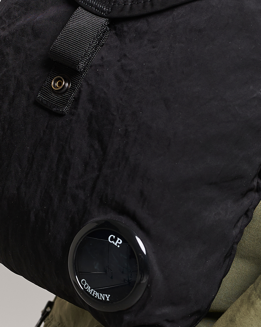 Hombres | C.P. Company Nylon B Small Shoulder Bag Black | C.P. Company | Nylon B Small Shoulder Bag Black