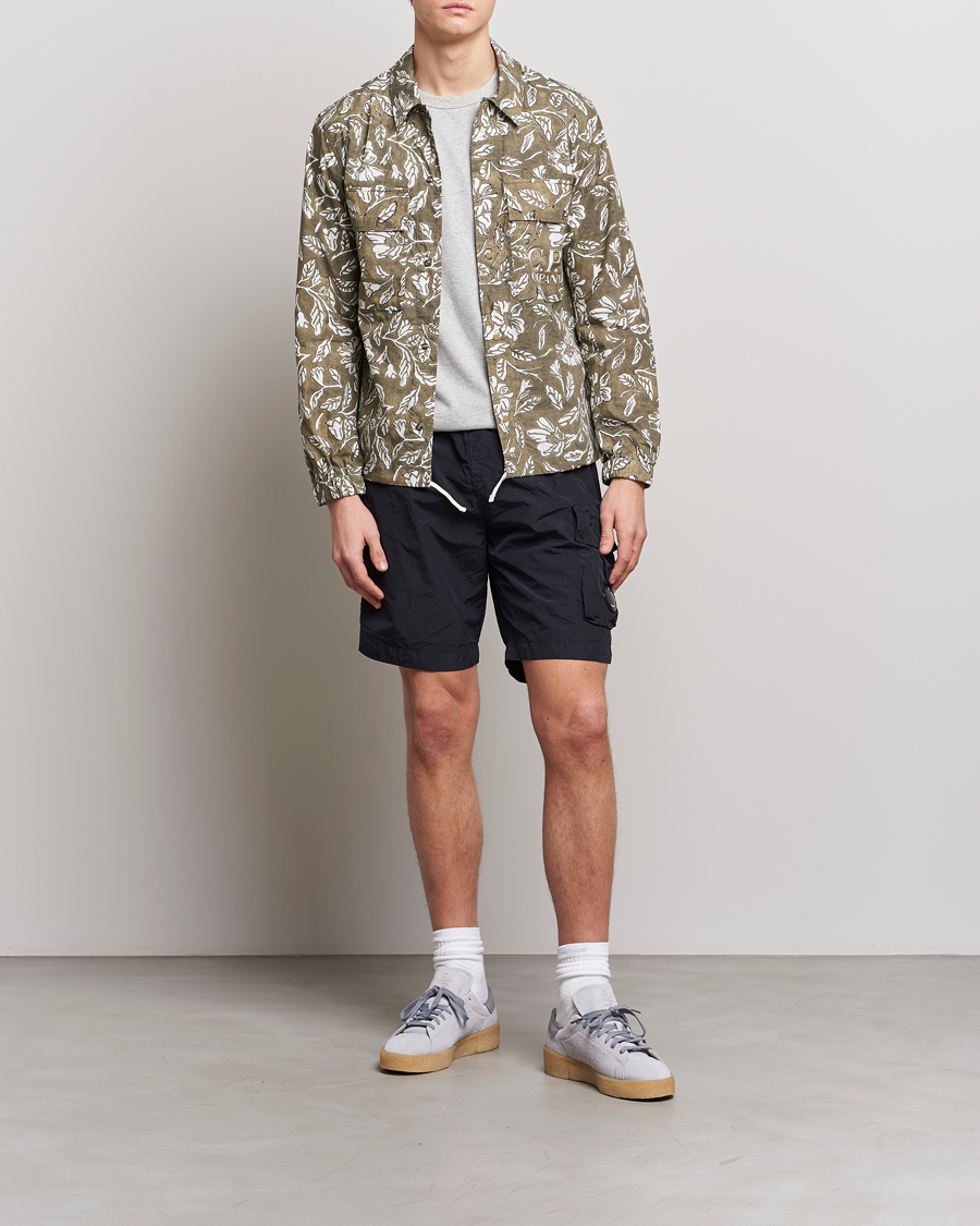 Hombres | Camisas | C.P. Company | Garment Dyed Printed Popline Overshirt Olive