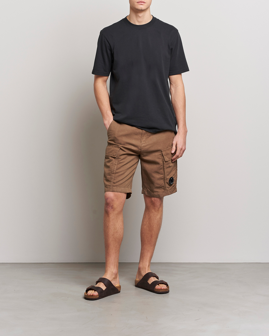 Hombres | Pantalones cortos | C.P. Company | Cotton/Linen Cargo Shorts Taupe