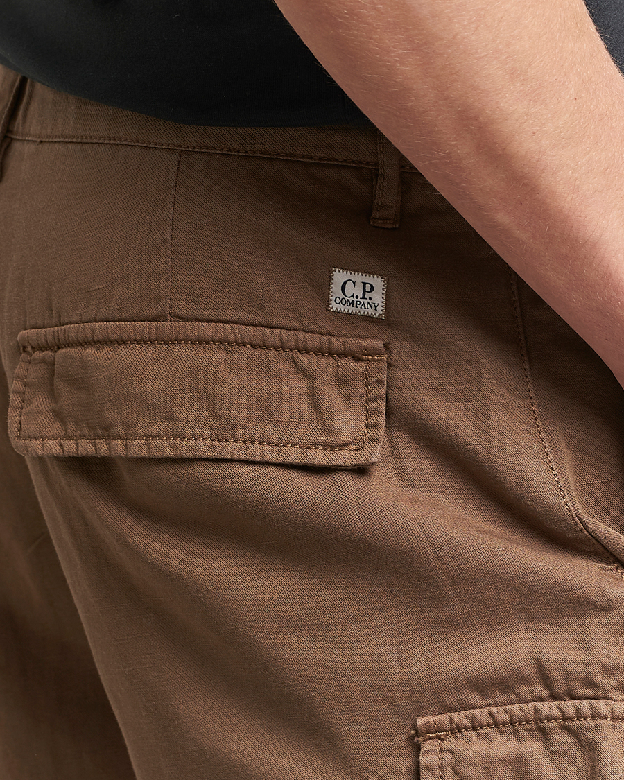 Hombres | Pantalones cortos | C.P. Company | Cotton/Linen Cargo Shorts Taupe