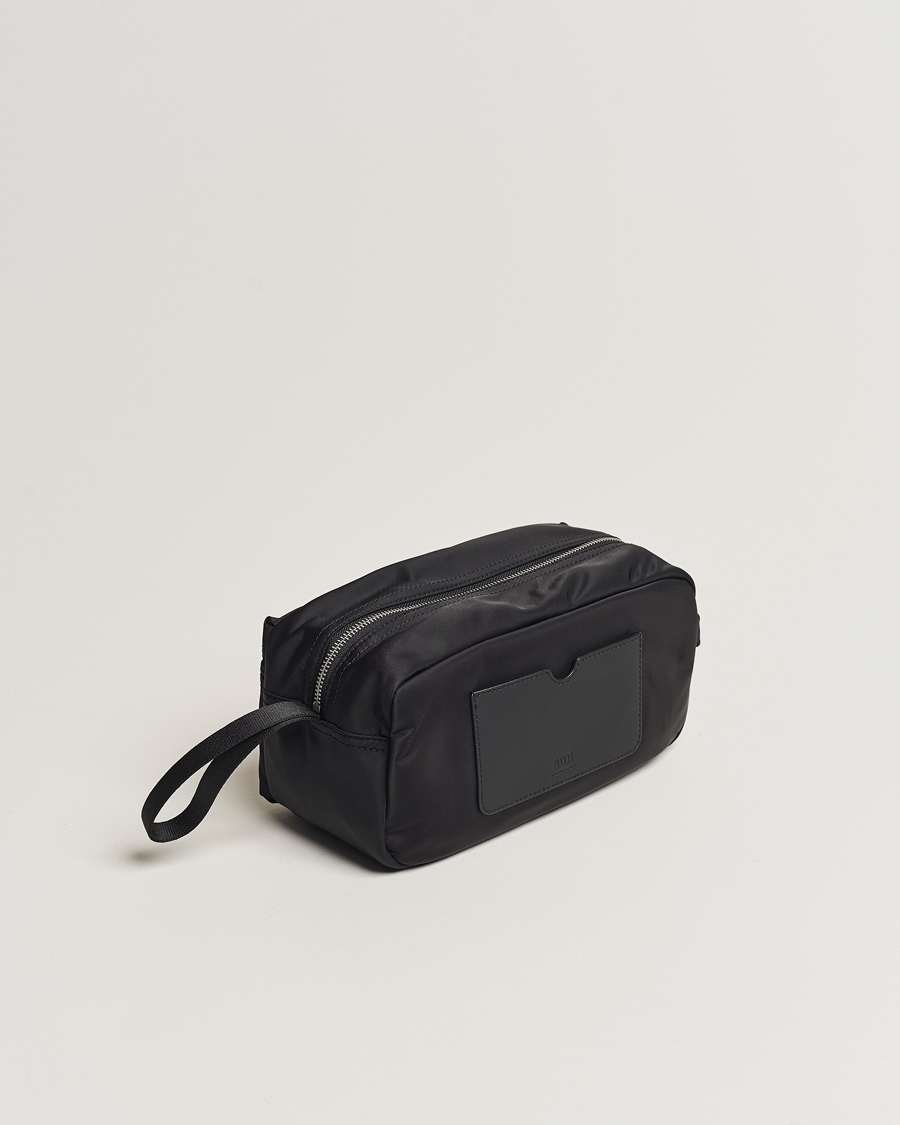 Hombres | AMI Heart Logo Wash Bag Black | AMI | Heart Logo Wash Bag Black